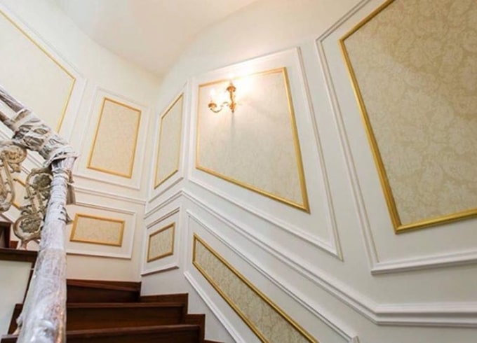 phào chỉ cầu thang